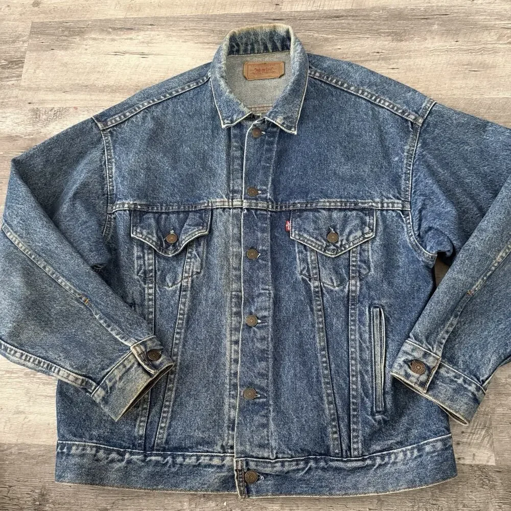 Vintage Levi’s 70507 Denim Trucker Jacket Mens Large Made In USA Oversized Boxy